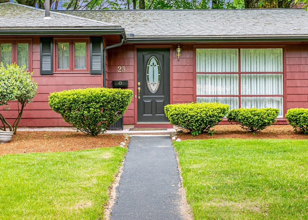 23 Russell Circle