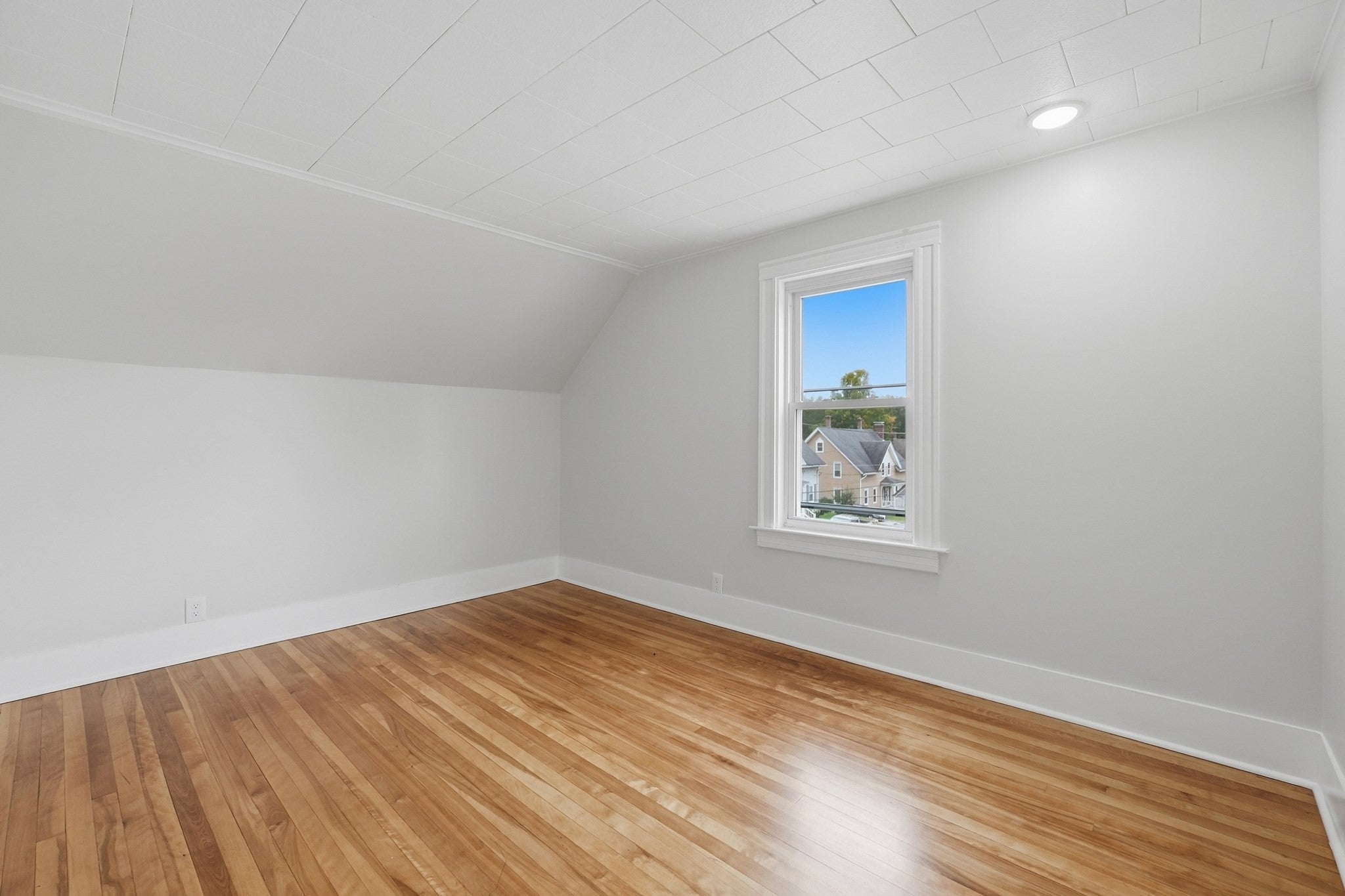 13-15 Maple St, Northbridge, MA, 13-15 Maple St, Northbridge, MA Photo #14