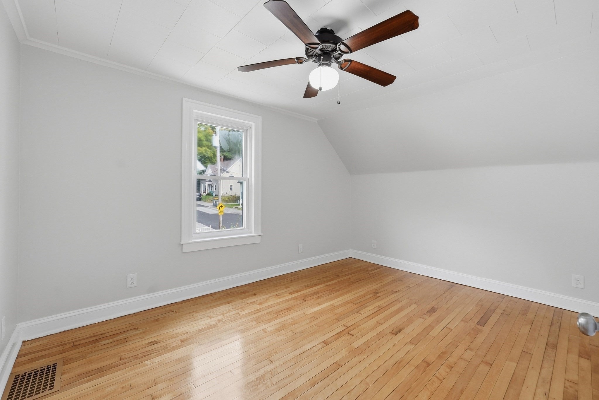 13-15 Maple St, Northbridge, MA, 13-15 Maple St, Northbridge, MA Photo #30