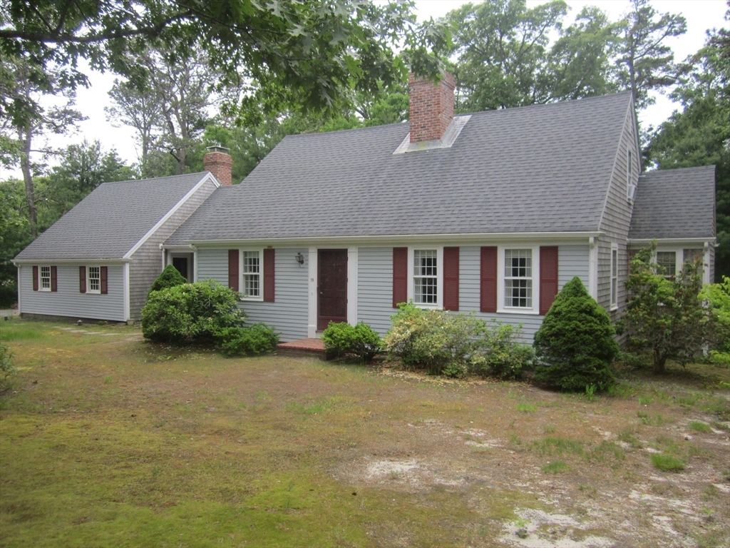 18 Sturbridge Dr