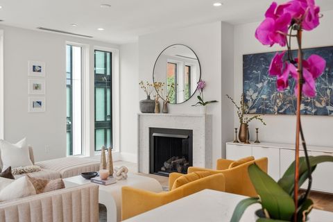 67 Church St PH6 Boston MA 02116