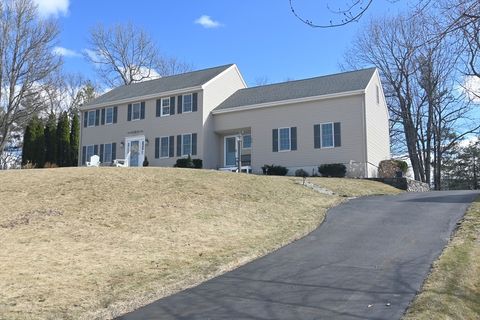 99 Flagler Dr Holden MA 01520