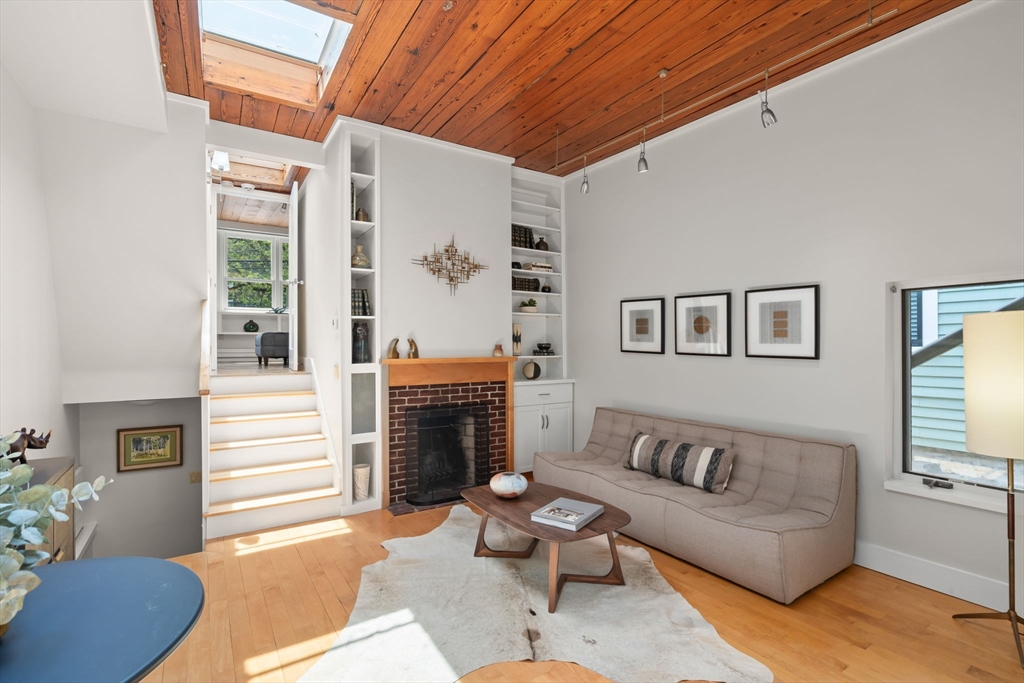 84 Kinnaird Street