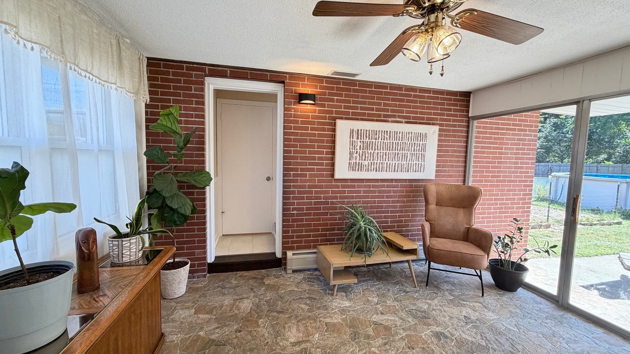 229 Mccarthy Ave, Chicopee, MA Photo #28