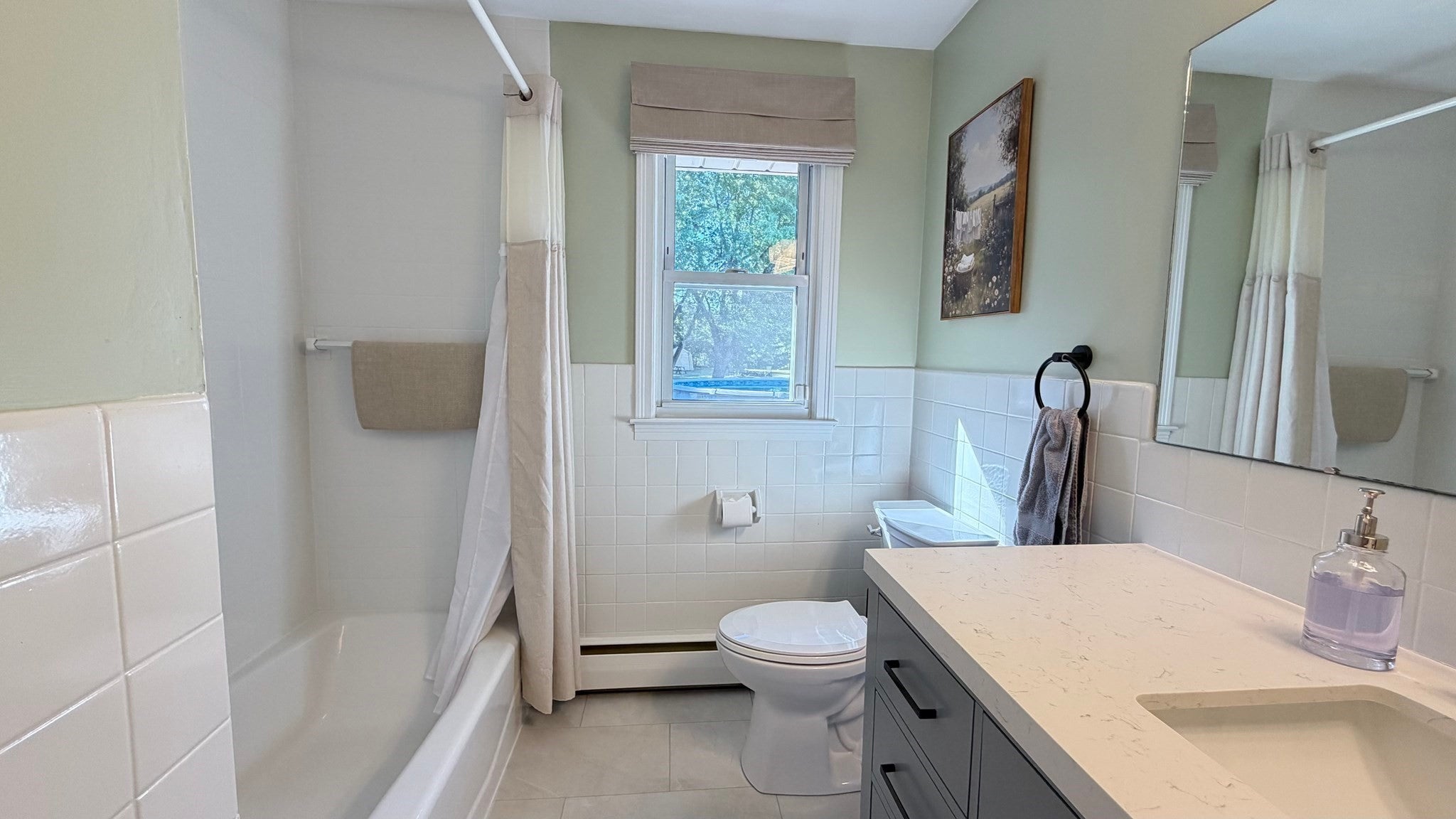 229 Mccarthy Ave, Chicopee, MA Photo #13