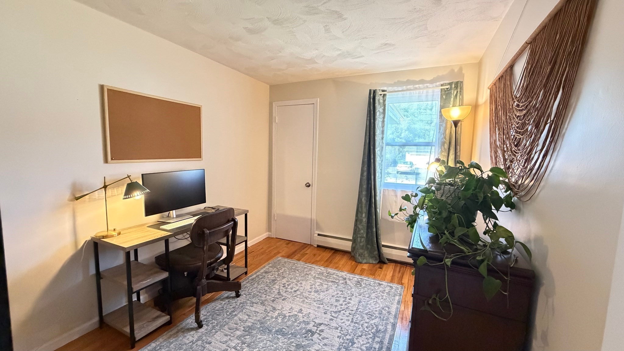 229 Mccarthy Ave, Chicopee, MA Photo #24