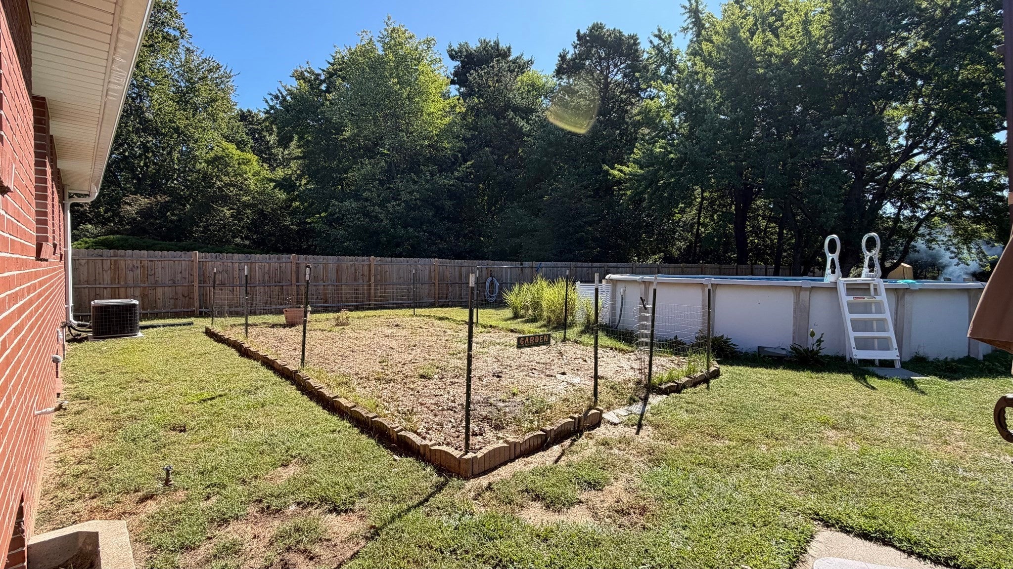 229 Mccarthy Ave, Chicopee, MA Photo #32