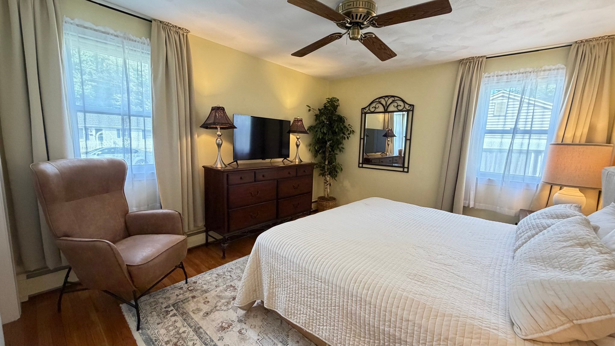 229 Mccarthy Ave, Chicopee, MA Photo #19