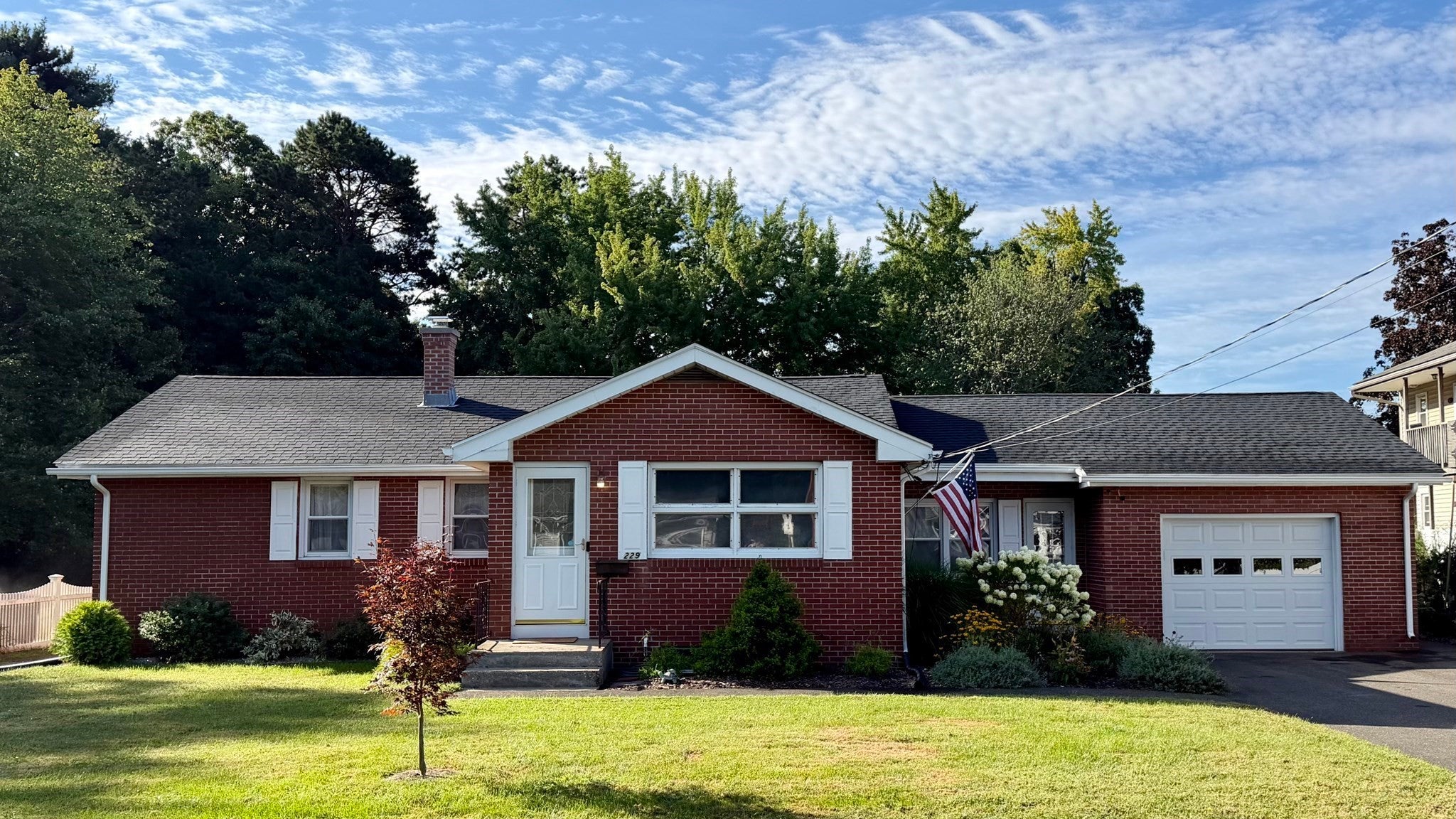 229 Mccarthy Ave, Chicopee, MA Photo #2