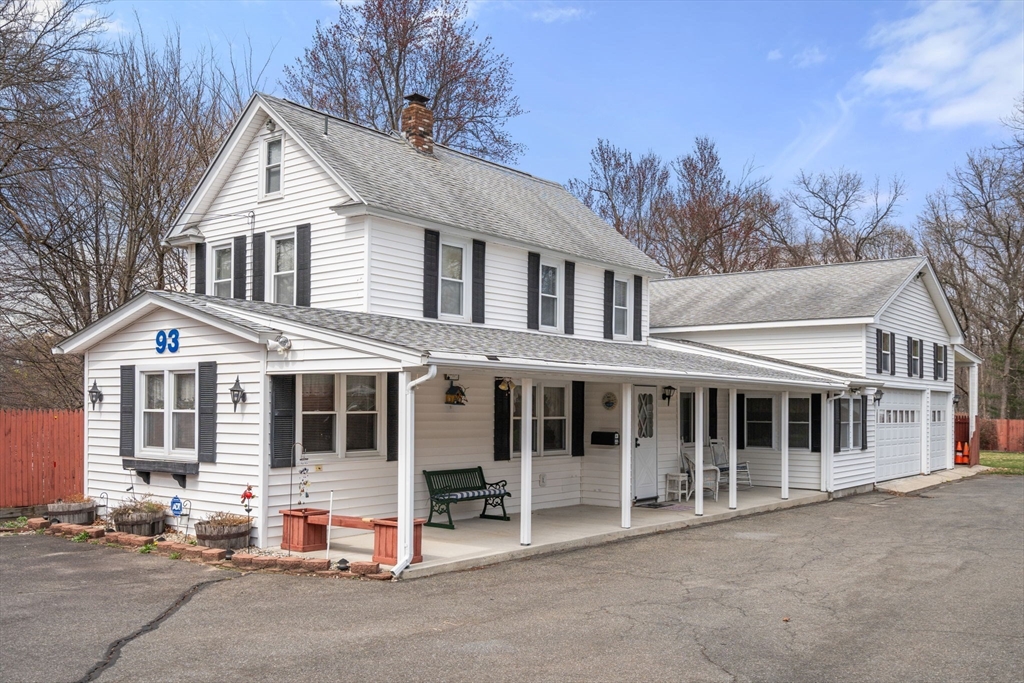 Springfield, Massachusetts 01104, United States, 3 Bedrooms Bedrooms, ,2 BathroomsBathrooms,Residential,Active,110588 Springfield, Massachusetts 01104, United States, 3 Bedrooms Bedrooms, ,2 BathroomsBathrooms,Residential,Active,110588