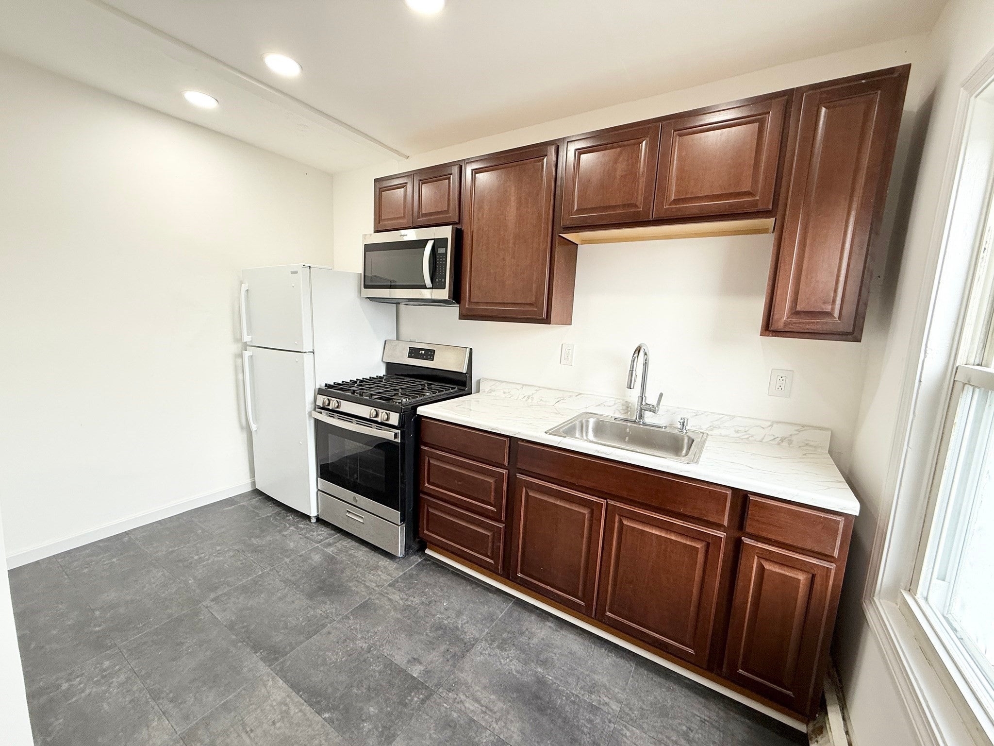 49 Chestnut Ave #2, Boston, MA, 49 Chestnut Ave #2, Boston, MA Photo #1