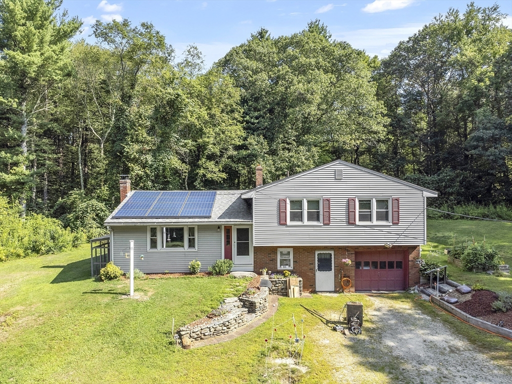 86 Town Farm Rd