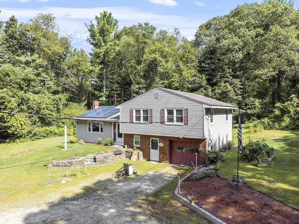 86 Town Farm Rd