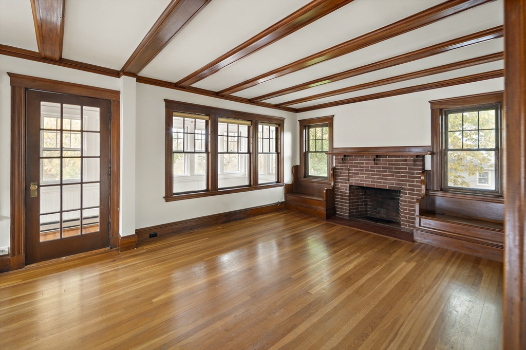 113 Cushing Avenue 2