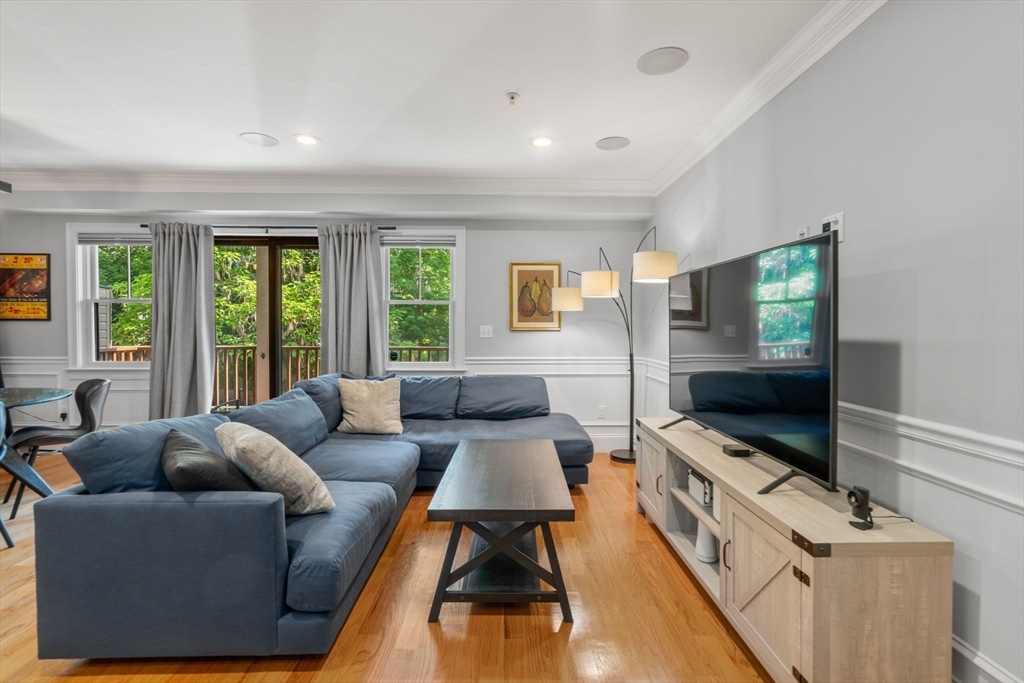 110 Park St 5