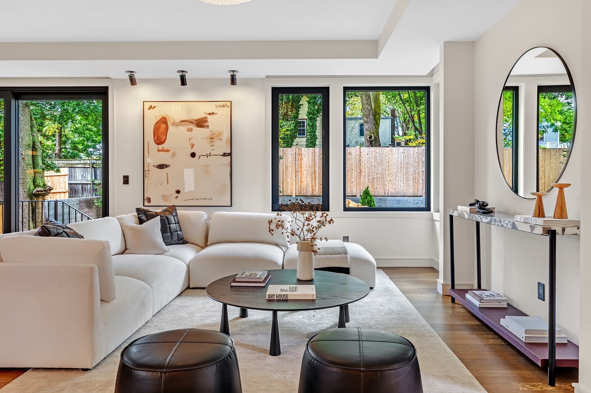 6 Holworthy Terrace 6