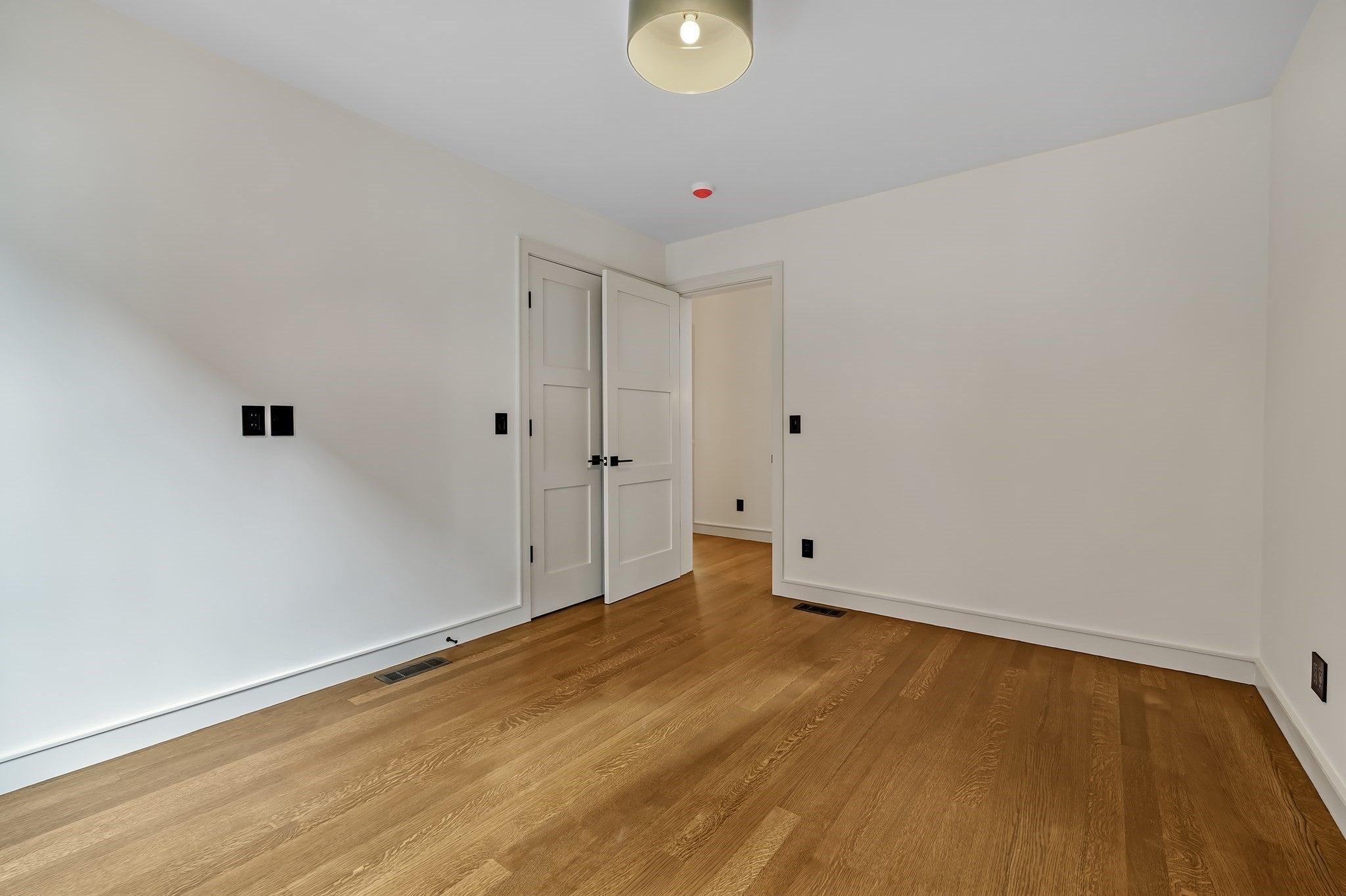 6 Holworthy Terrace #6, Cambridge, MA Photo #20