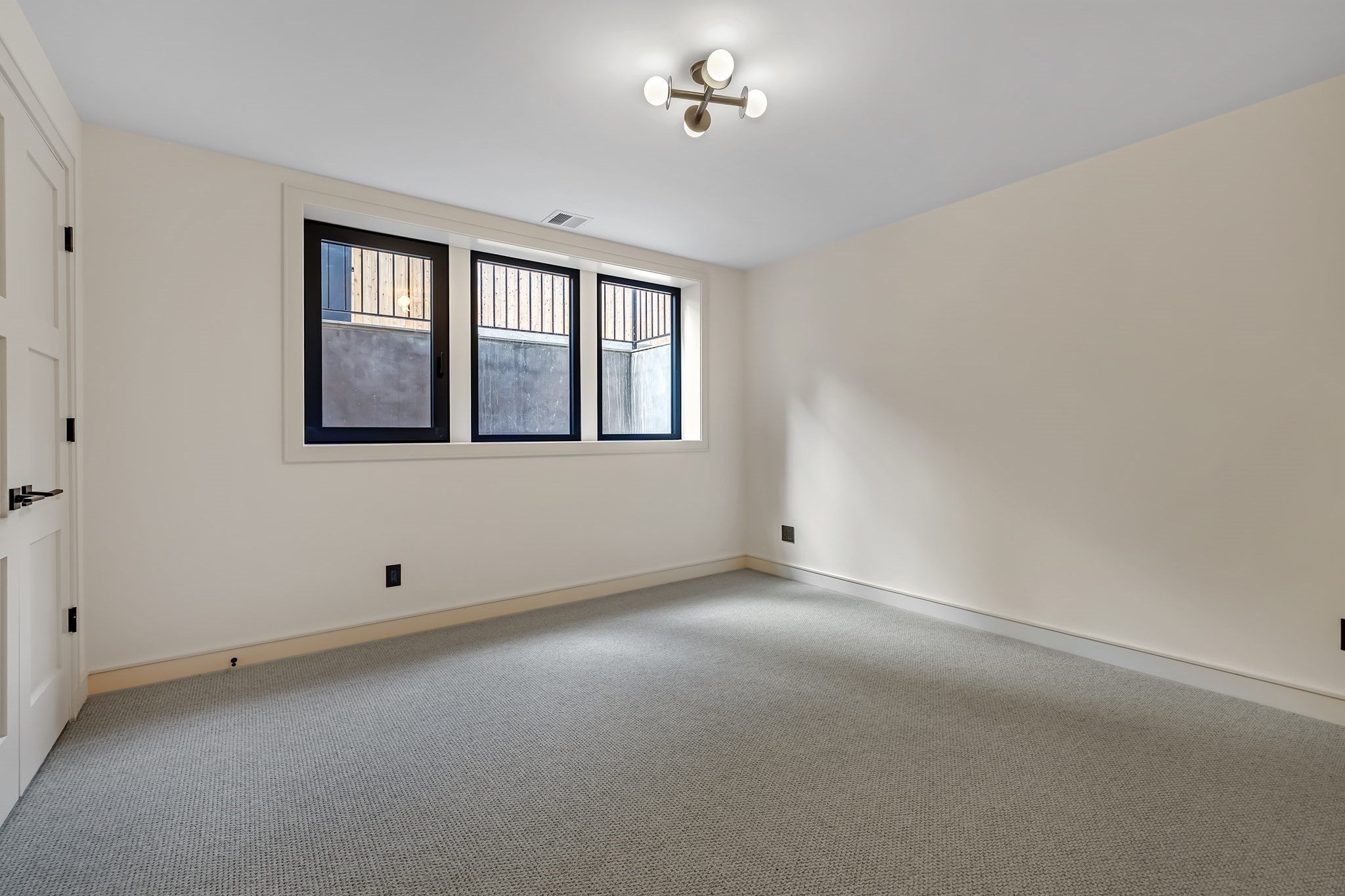 6 Holworthy Terrace #6, Cambridge, MA Photo #34