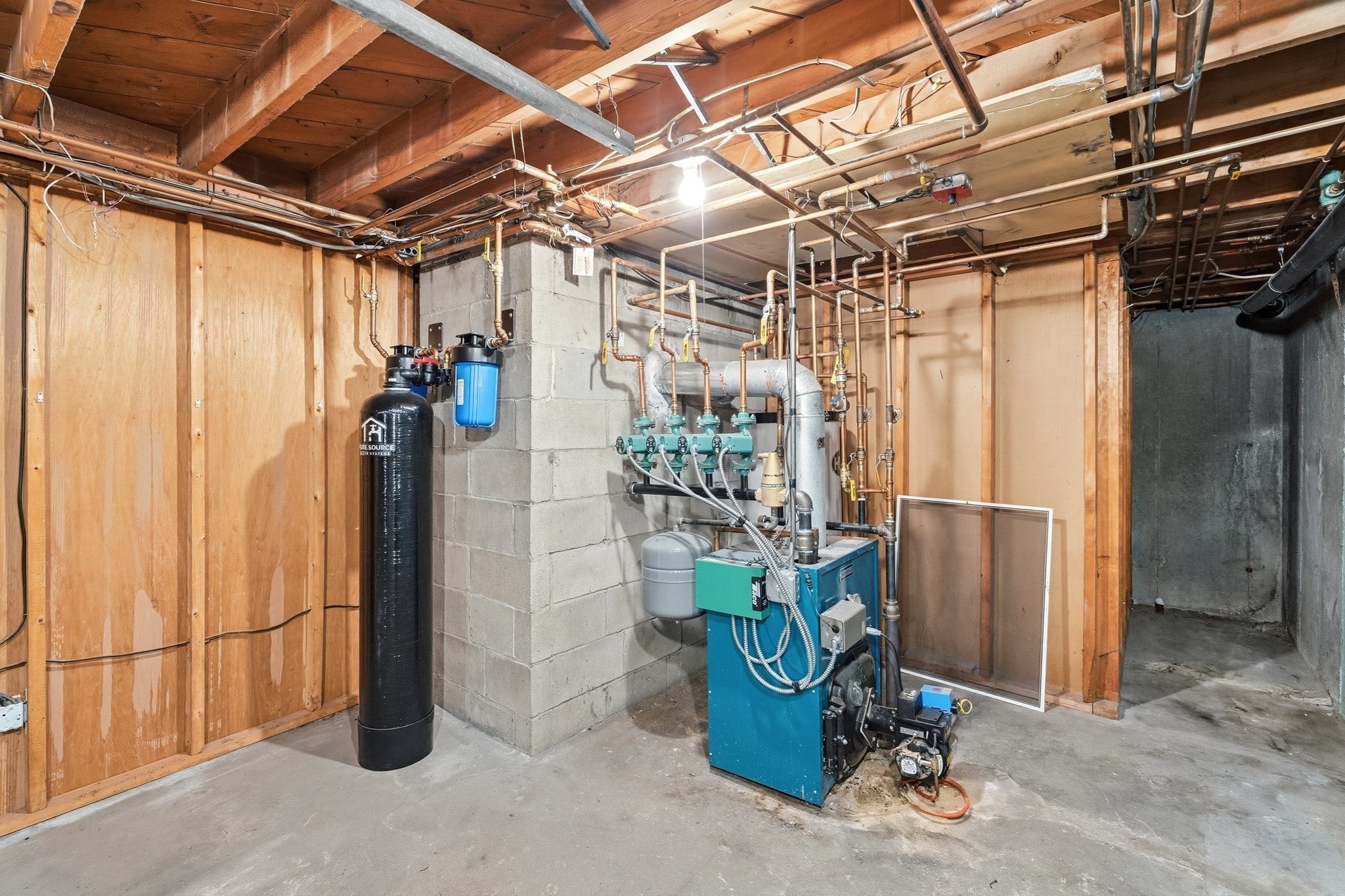 68 Topsfield Cir, Shrewsbury, MA Photo #39