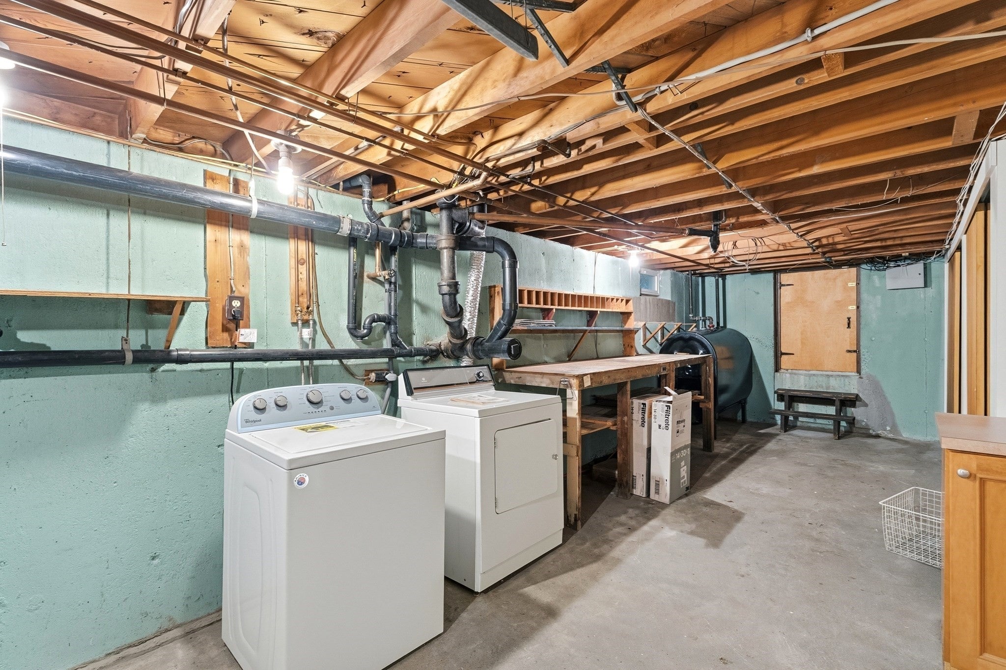 68 Topsfield Cir, Shrewsbury, MA Photo #40