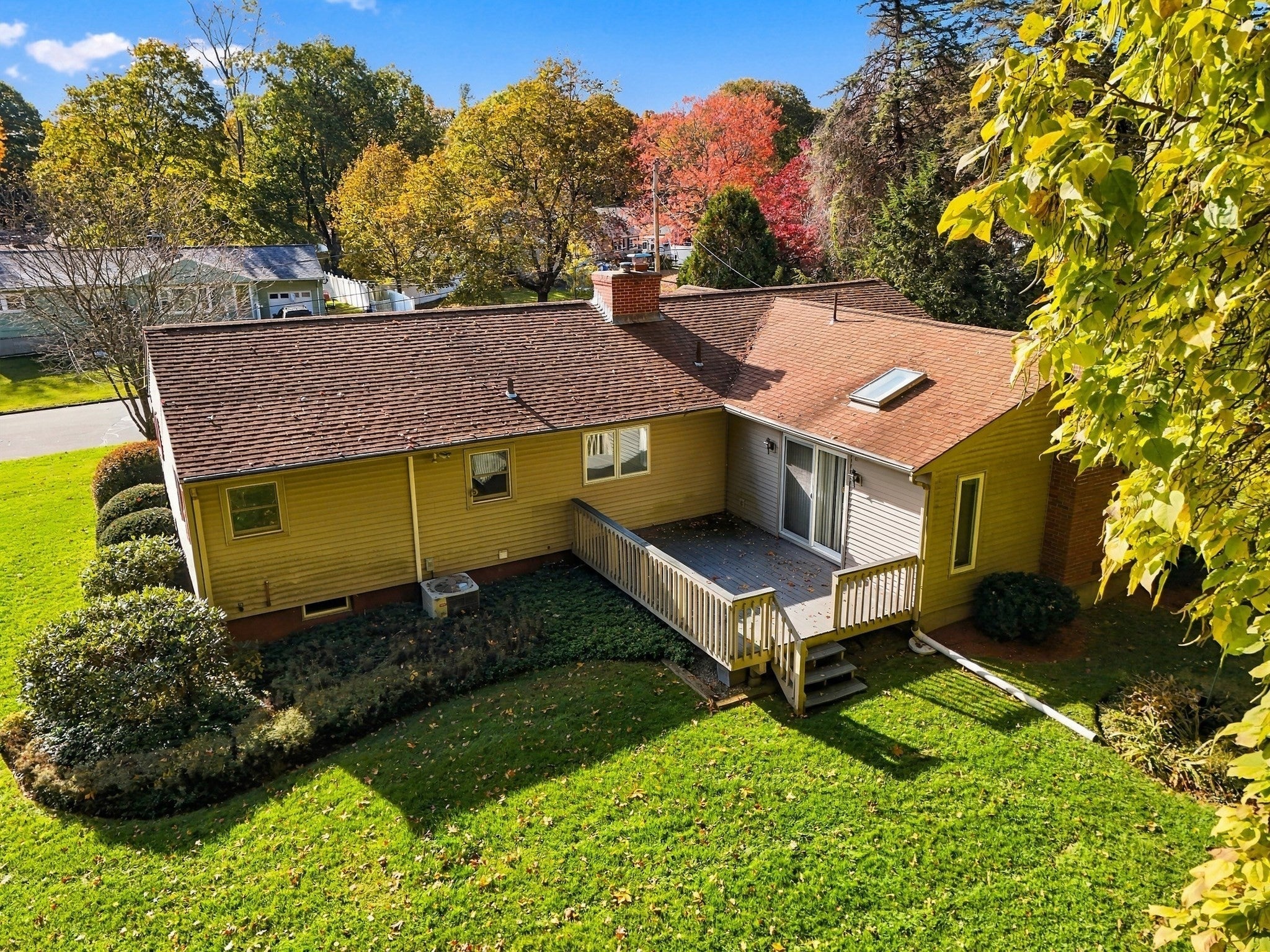 68 Topsfield Cir, Shrewsbury, MA Photo #6