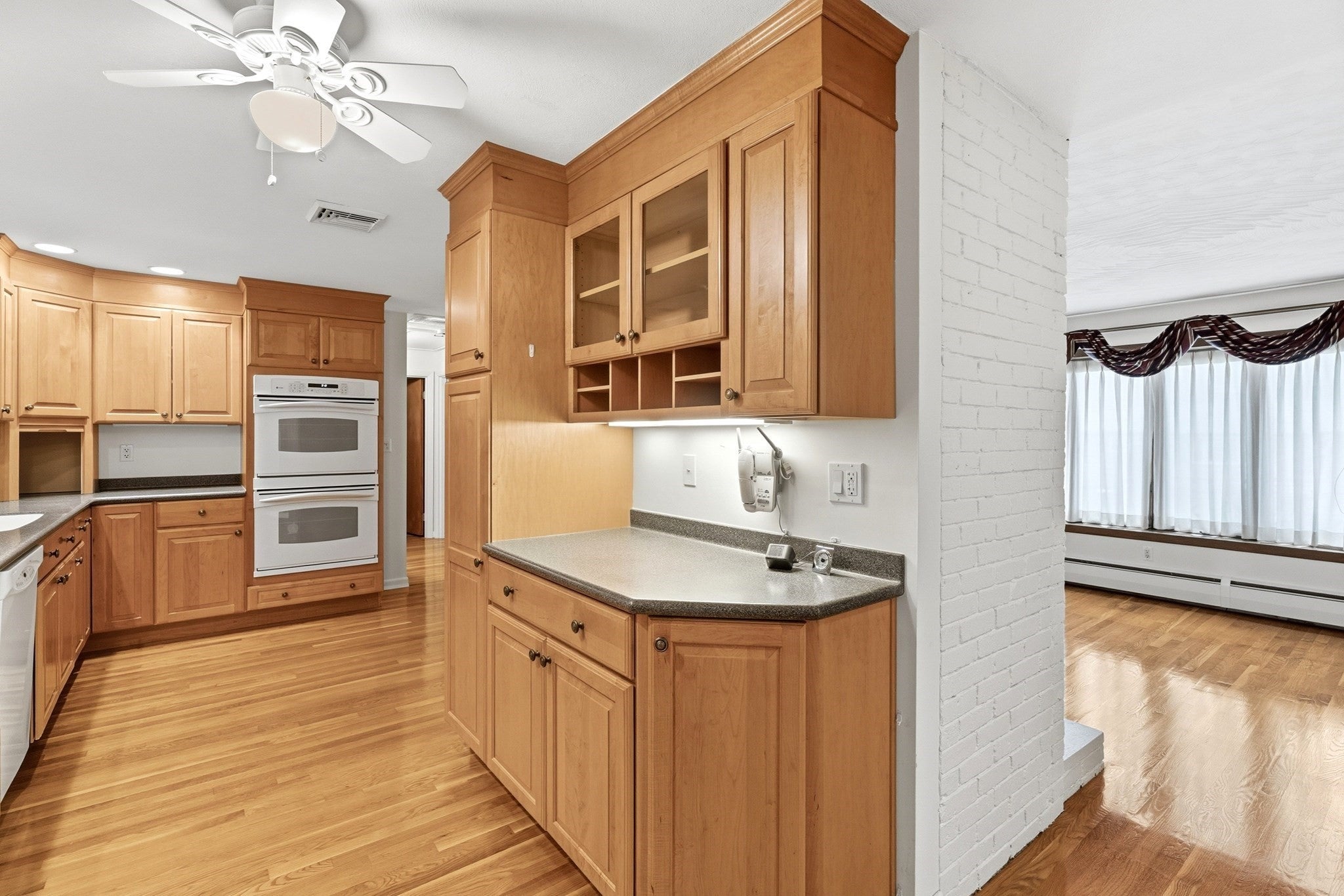 68 Topsfield Cir, Shrewsbury, MA Photo #20
