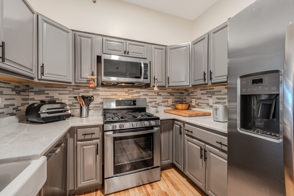 23 Hampshire Rd 401