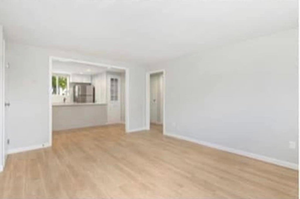 112 W. Emerson ST #5, Melrose, MA Photo #5