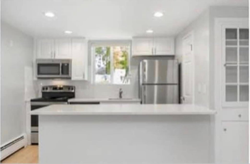 112 W. Emerson ST #5, Melrose, MA Photo #2