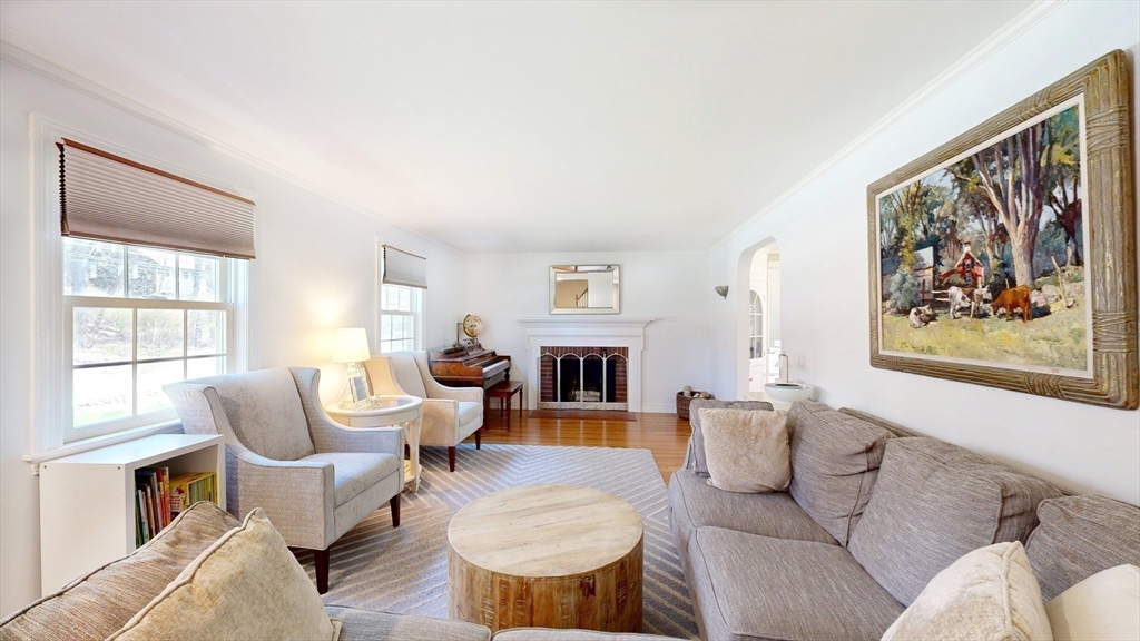38 Chestnut St