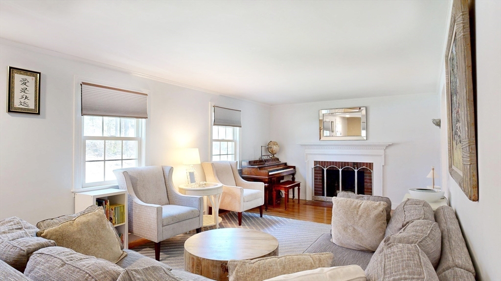 38 Chestnut St