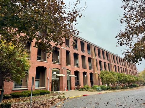 96 Old Colony Ave 112 Taunton MA 02771