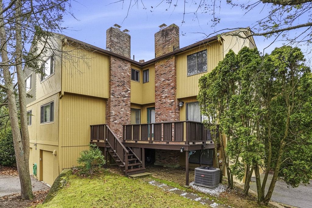 157 Leland Farm Rd 157