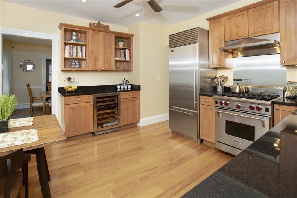 204 Franklin 2B
