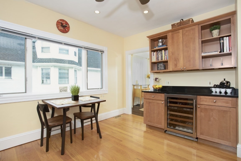 204 Franklin 2B