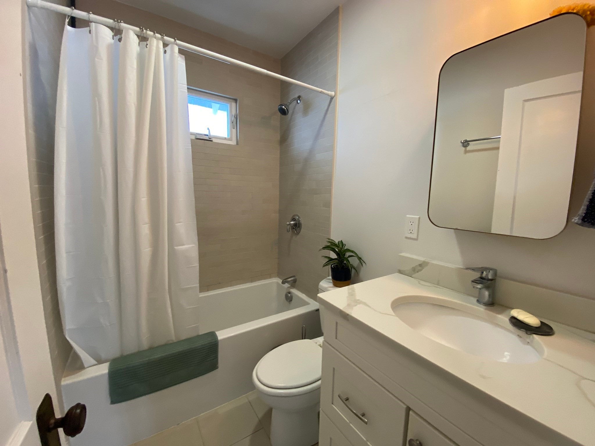 78 Hewlett St #2, Boston, MA Photo #13