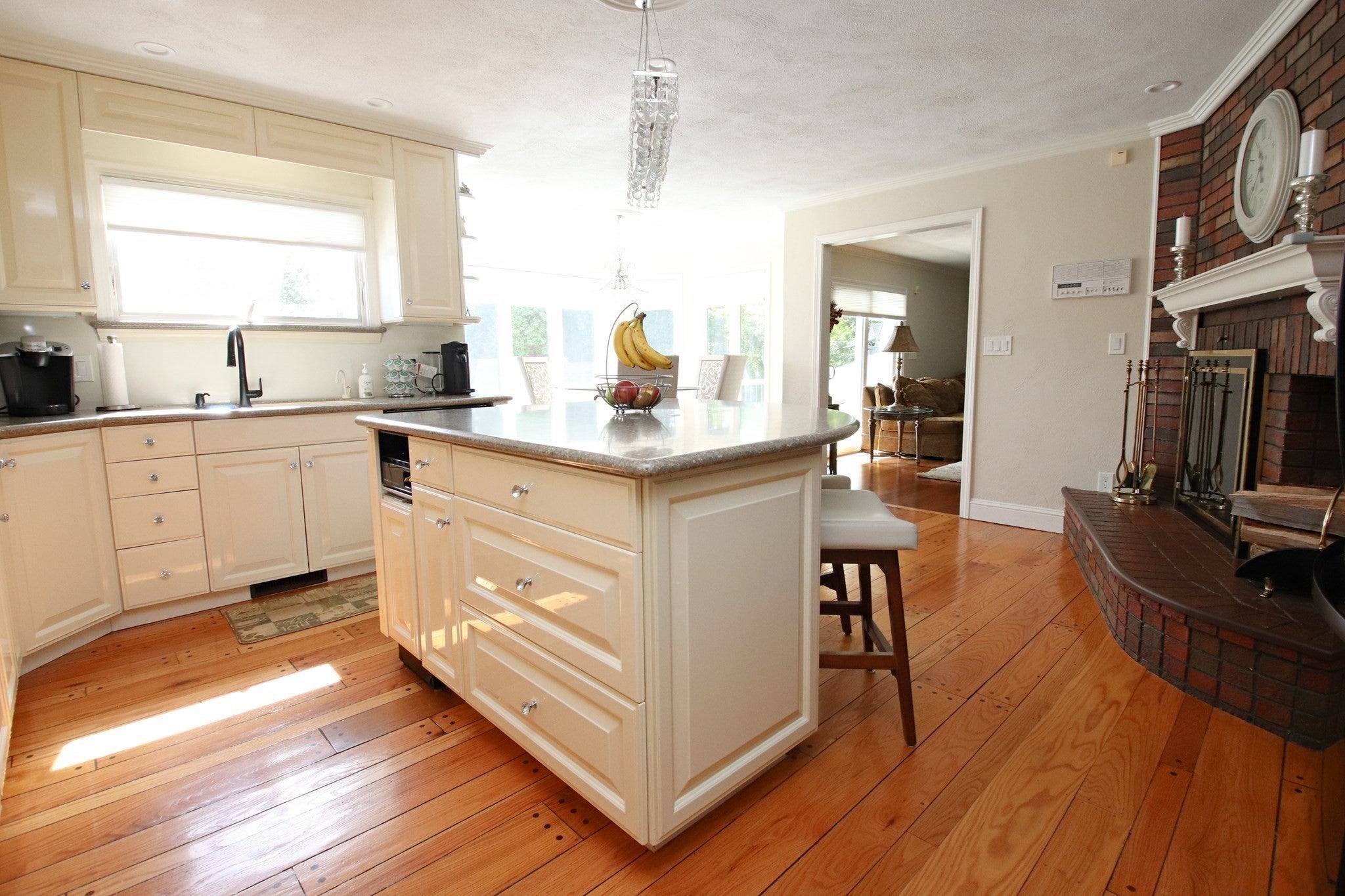 14 Arrowhead Drive, Saugus, MA, 14 Arrowhead Drive, Saugus, MA Photo #10