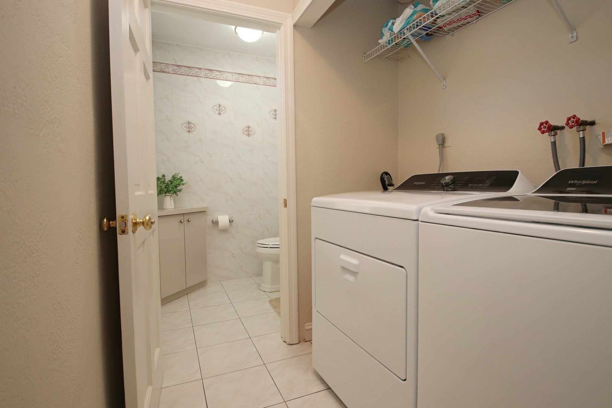 14 Arrowhead Drive, Saugus, MA, 14 Arrowhead Drive, Saugus, MA Photo #23