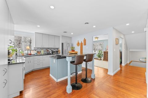 Photo of 7 Bassett Brook Ln, Duxbury, MA 02332 (MLS # 73476128)