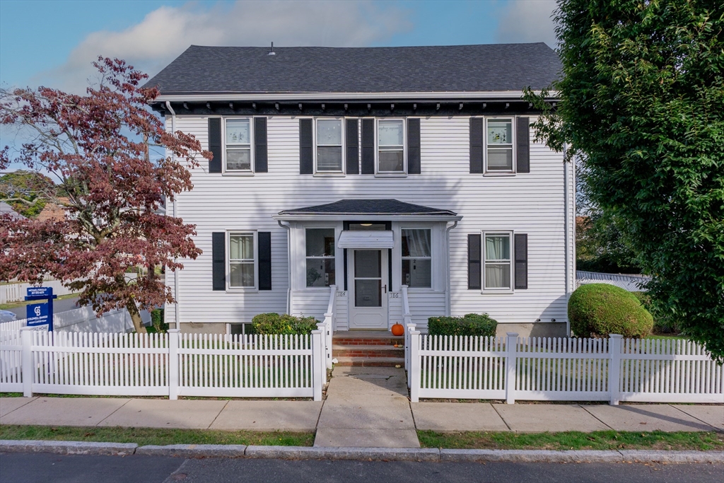 184 Woodside Ave 1