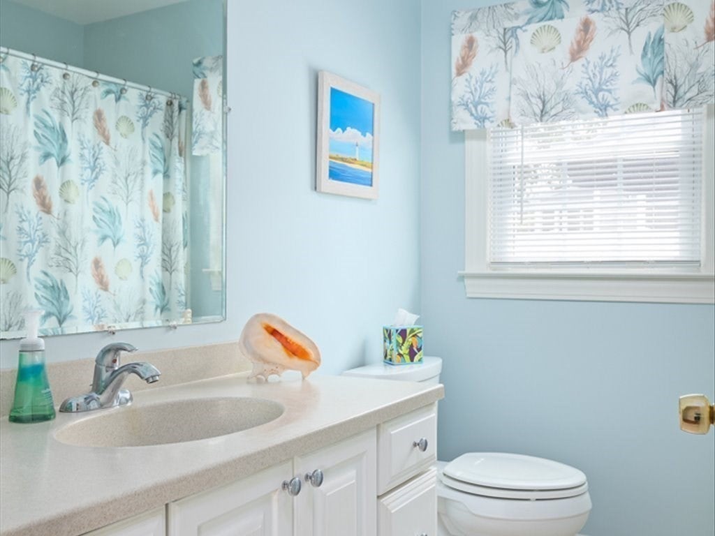 9 Kane St, Fall River, MA, 9 Kane St, Fall River, MA Photo #17