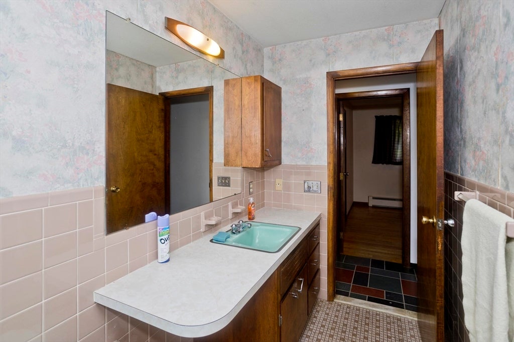 233 Lathrop St, South Hadley, MA, 233 Lathrop St, South Hadley, MA Photo #23