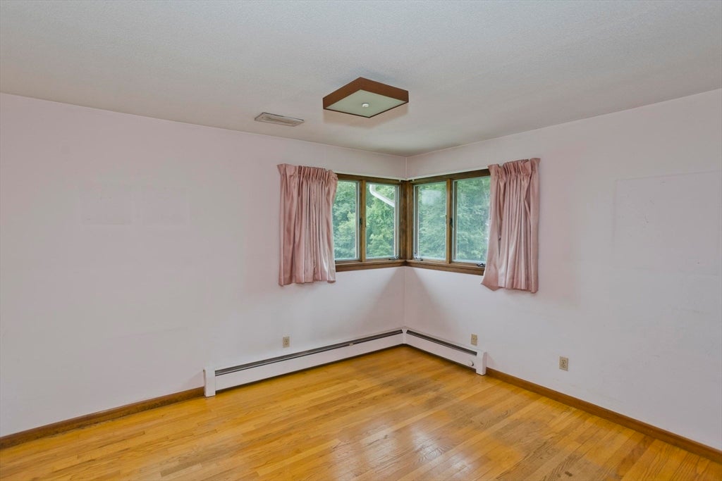233 Lathrop St, South Hadley, MA, 233 Lathrop St, South Hadley, MA Photo #15
