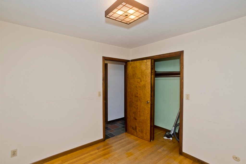 233 Lathrop St, South Hadley, MA, 233 Lathrop St, South Hadley, MA Photo #20