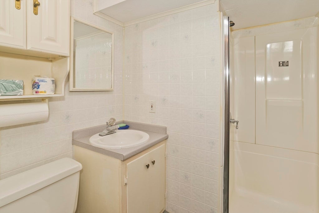 233 Lathrop St, South Hadley, MA, 233 Lathrop St, South Hadley, MA Photo #24