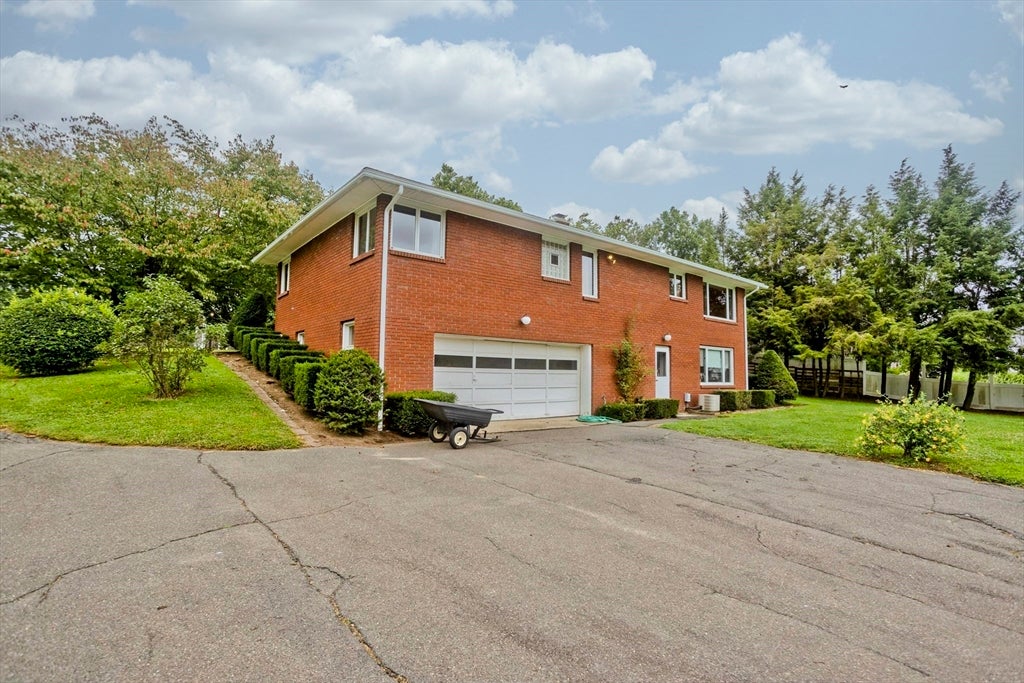 233 Lathrop St, South Hadley, MA, 233 Lathrop St, South Hadley, MA Photo #42
