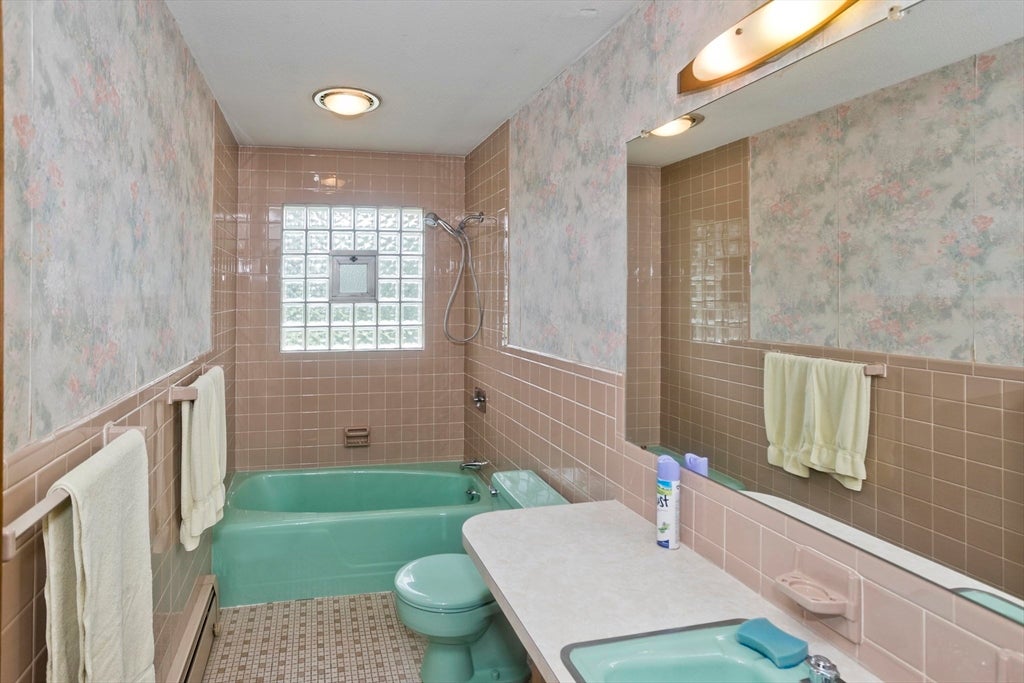 233 Lathrop St, South Hadley, MA, 233 Lathrop St, South Hadley, MA Photo #22
