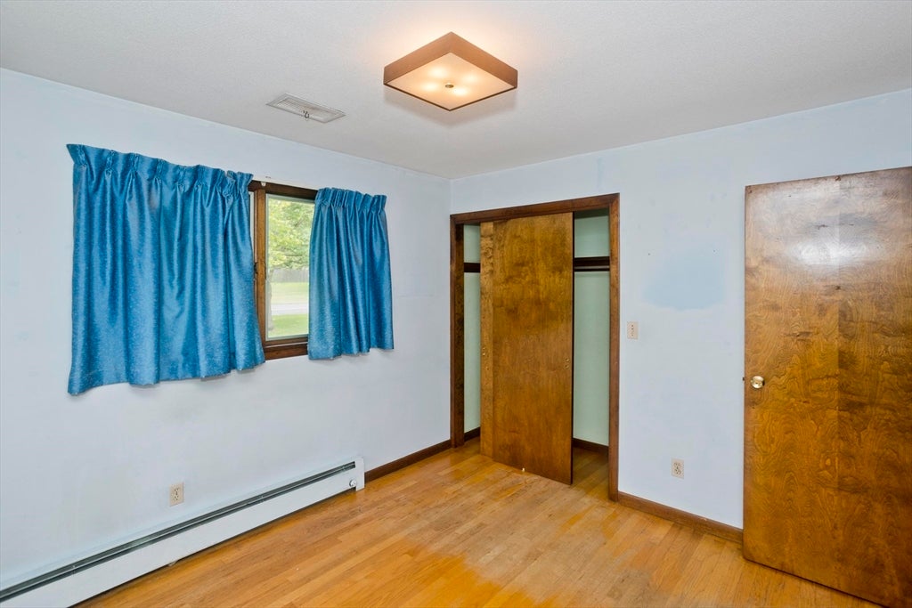 233 Lathrop St, South Hadley, MA, 233 Lathrop St, South Hadley, MA Photo #18