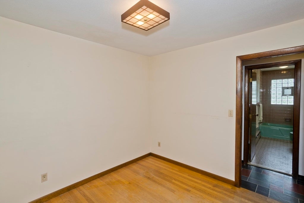 233 Lathrop St, South Hadley, MA, 233 Lathrop St, South Hadley, MA Photo #19