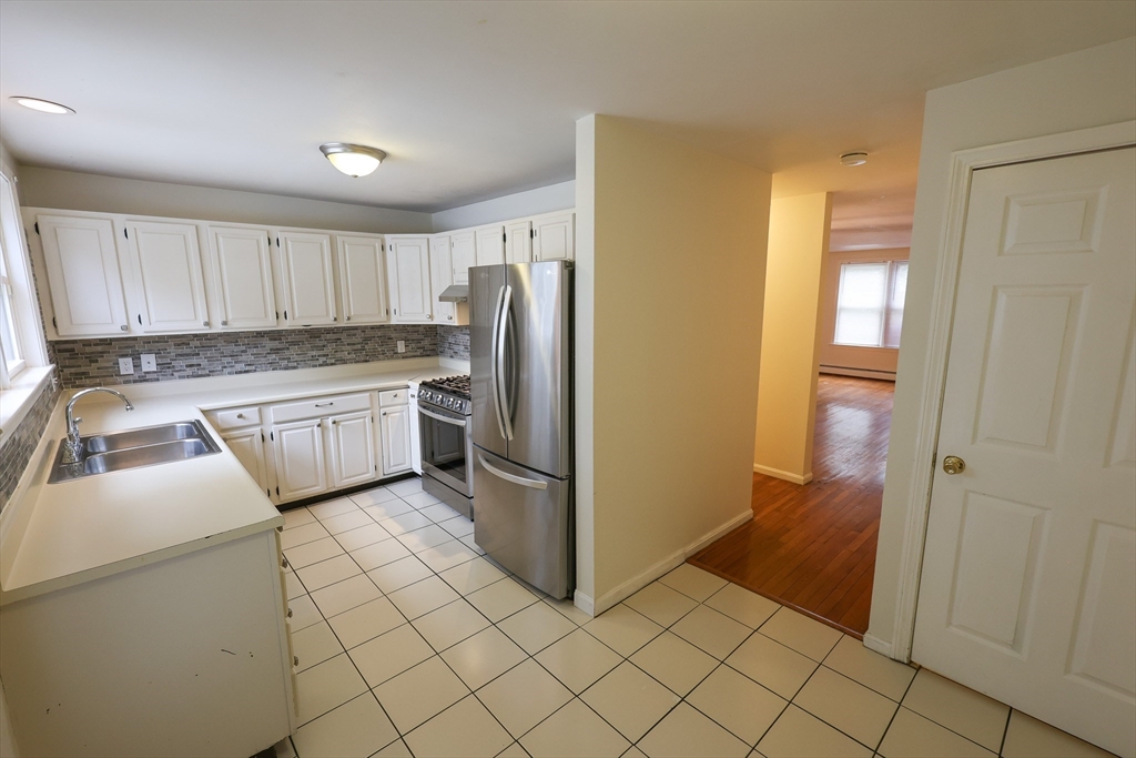 8 Mount Calvary Road 8